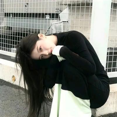 叔比狗..恐怖稻草人